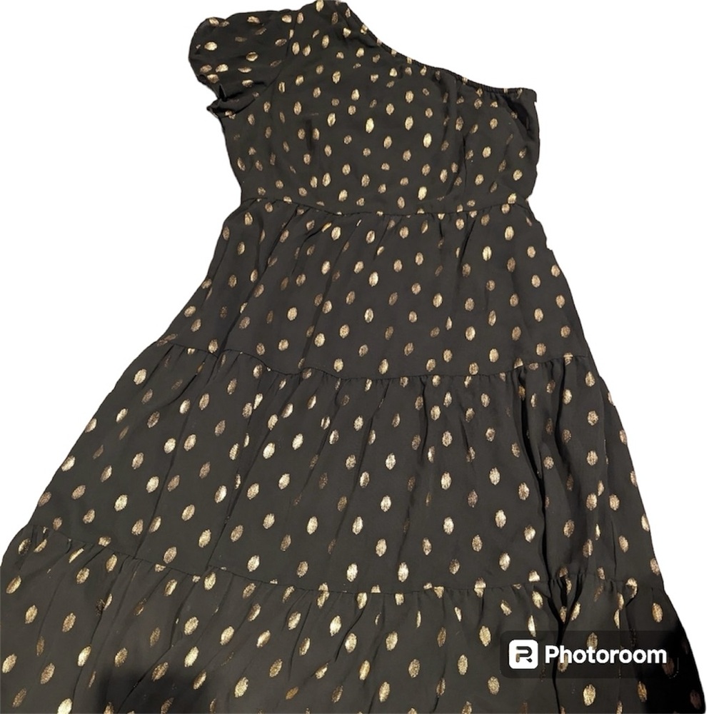 Pretty Garden One Shoulder Dress. Size L. Army green with gold dots. NWT